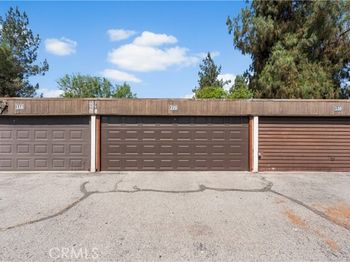 9600 Van Nuys