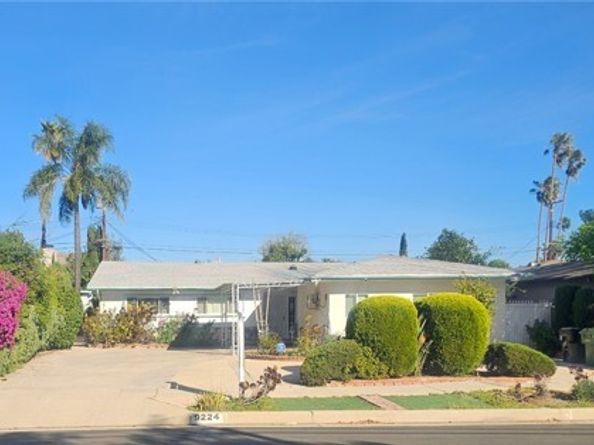 9224 N Gothic Avenue, North Hills (los Angeles) CA 91343