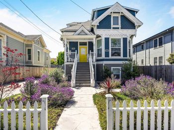 2060 San Antonio Ave