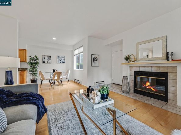 131 Bayside Ct, Richmond CA 94804