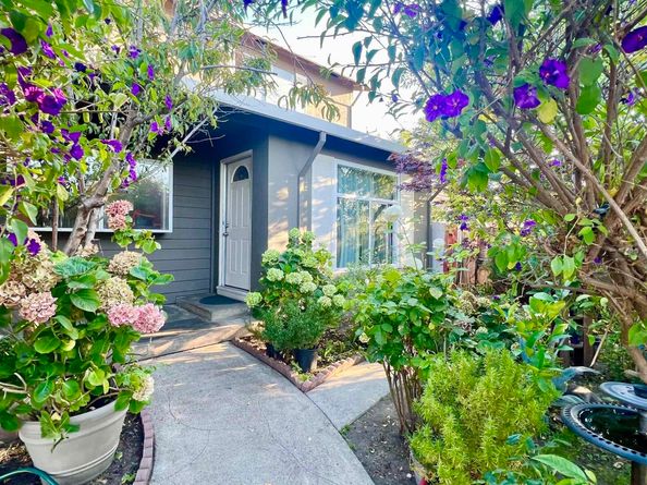 1950 Randy St, San Leandro CA 94579