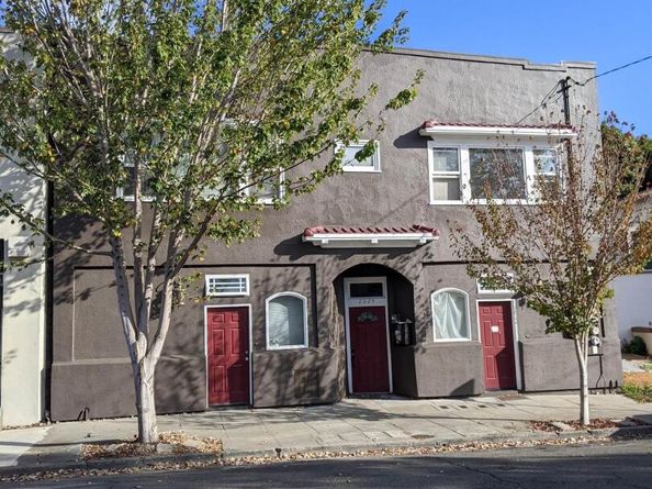 2622 Kingsland Ave, Oakland CA 94619