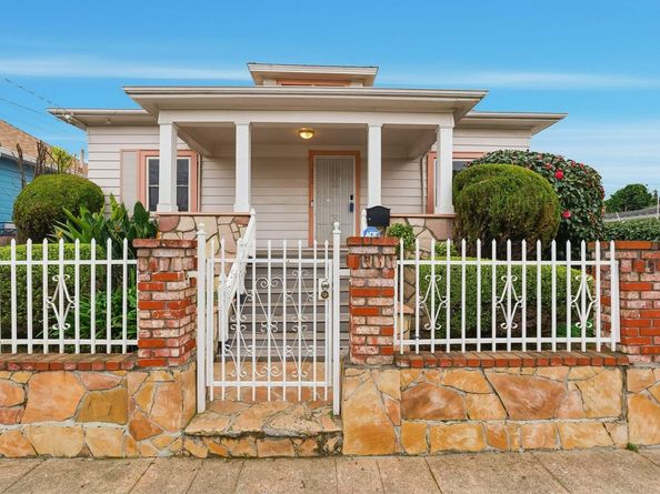 1260 96Th Ave, Oakland CA 94603