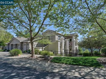 2886 Saklan Indian Dr