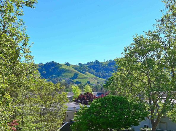 1160 Singingwood Ct #5 5, Walnut Creek CA 94595