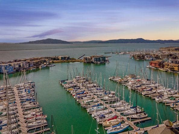 59 Marina Lakes Dr, Richmond CA 94804