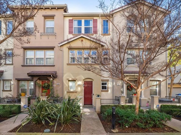 204 Sullivan Way, Hayward CA 94541