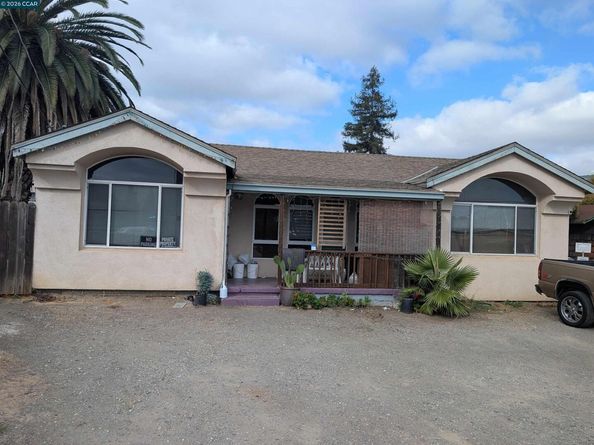 4970 Blum Rd, Martinez CA 94553