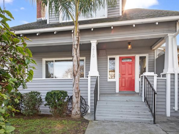 210 Chanslor Ave, Richmond CA 94801
