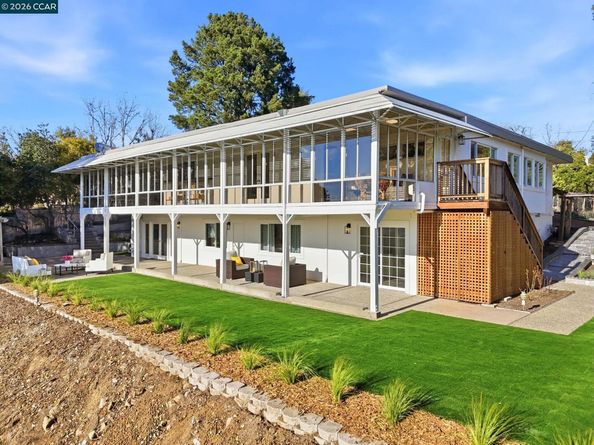 128 Diablo View Dr, Orinda CA 94563
