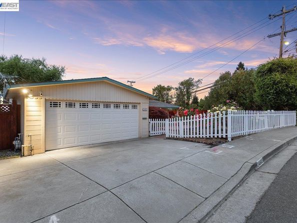 24805 Canyon View Ct, Hayward CA 94541