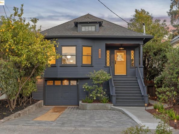 737 61st St, Oakland CA 94609