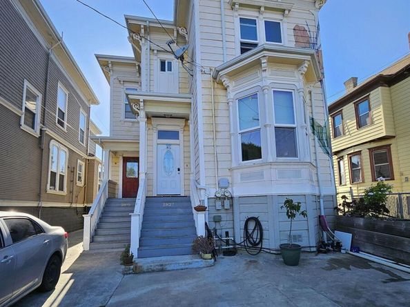 2825 Market St, Oakland CA 94608