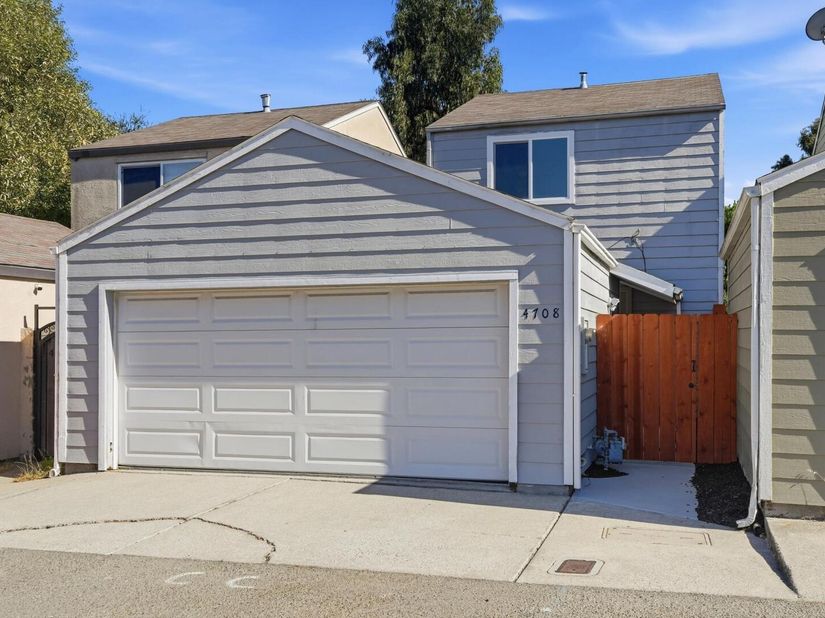 4708 San Pablo Dam Rd, El Sobrante CA 94803