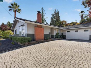 429 Roanoke Dr