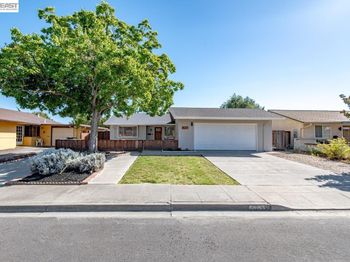 1418 Bluebell Dr