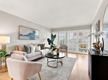 2137 Otis Dr