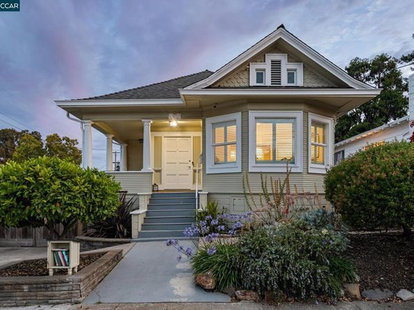 3277 School St, Oakland CA 94602