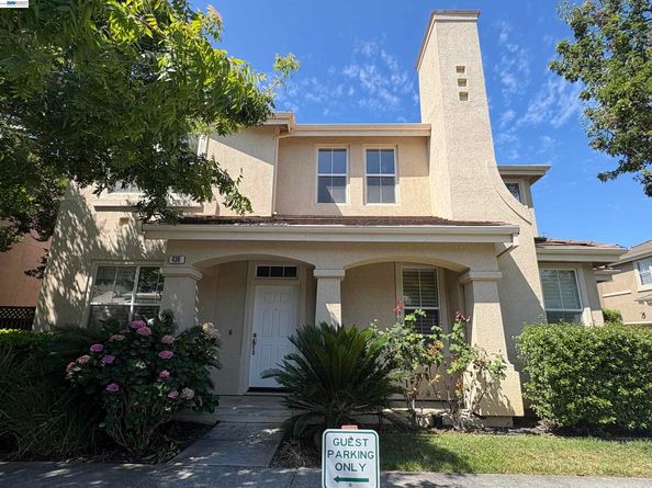 439 Kent Dr., Mountain View CA 94043