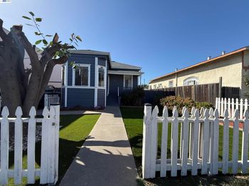 550 Marina Blvd