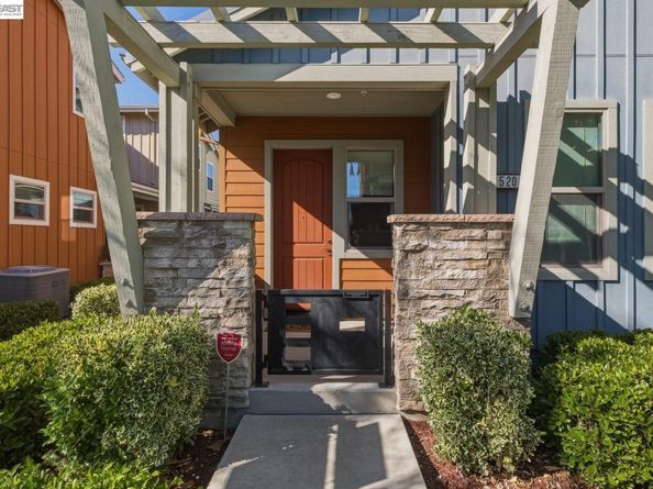 520 Sandalwood Dr, Livermore CA 94551