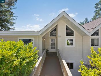 124 Ascot Ct