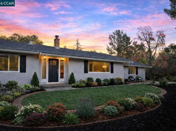 8 Cherry Hills Court