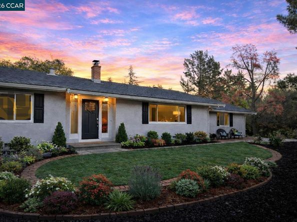 8 Cherry Hills Court, Lafayette CA 94549