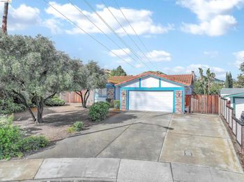 2213 Navarro Ct
