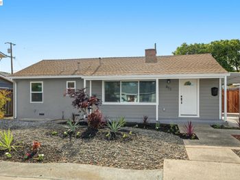 853 Sunset Dr
