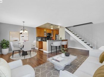 2274 Peacock Pl