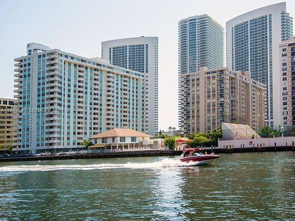 1833 S Ocean Dr 607, Hallandale Beach FL 33009