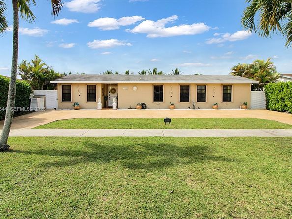 19100 SW 125th Ave, Miami FL 33177