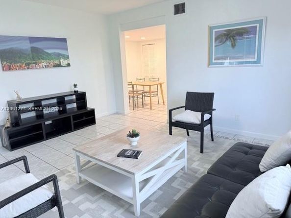 7610 Dickens Ave, Miami Beach FL 33141