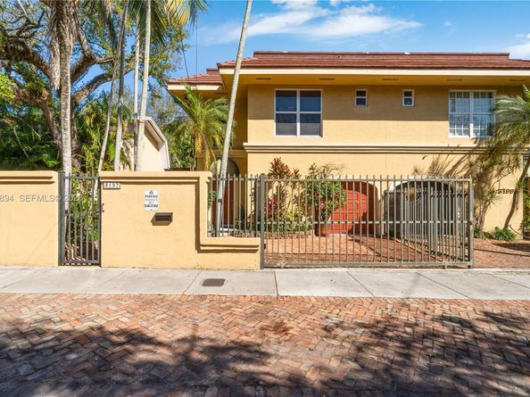 3197 Virginia St, Miami FL 33133