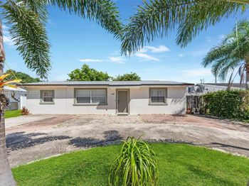 641 SW 14th Ct