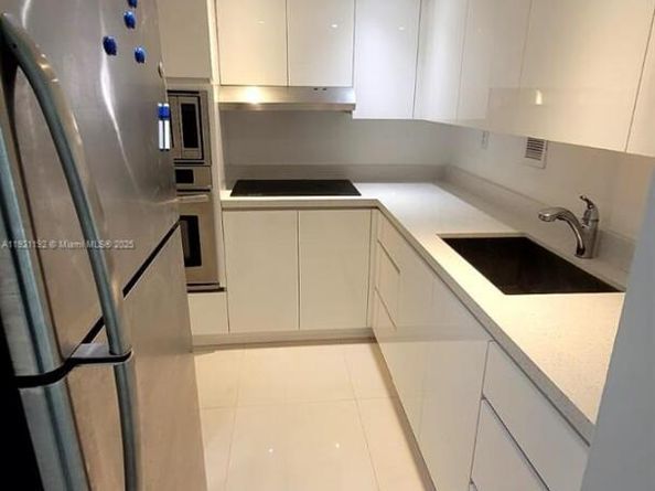 1200 West Ave PH18, Miami Beach FL 33139