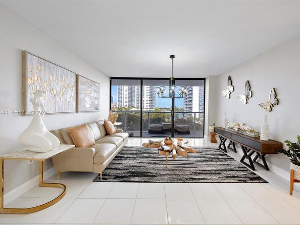 3731 N Country Club Dr 521, Aventura FL 33180