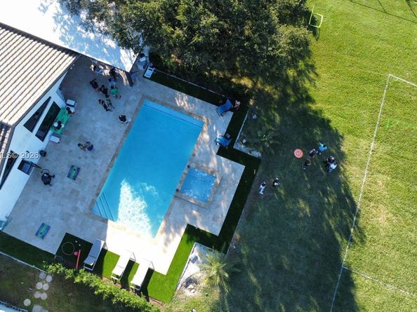 17101 SW 64th Ct, Southwest Ranches FL 33331