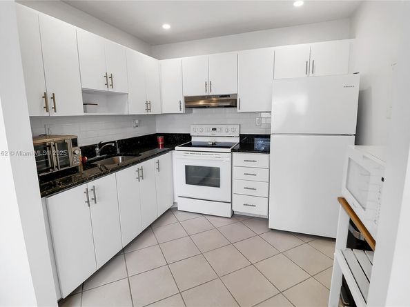 608 Normandy M, Delray Beach FL 33484