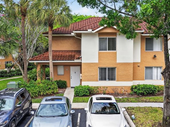 845 NW 91st Ter, Plantation FL 33324