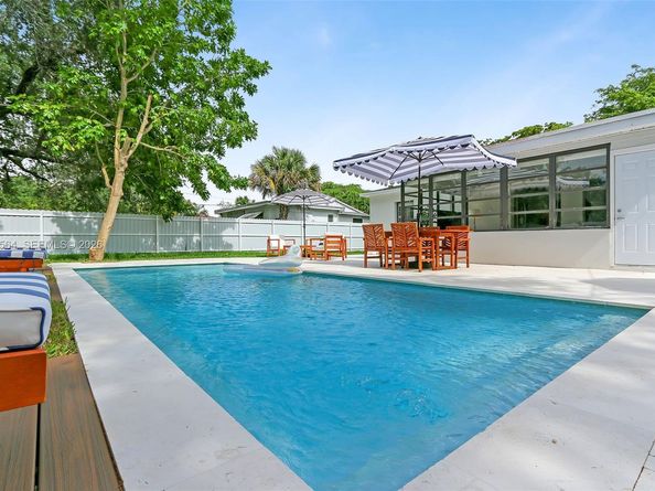 1335 NE 133rd St, North Miami FL 33161