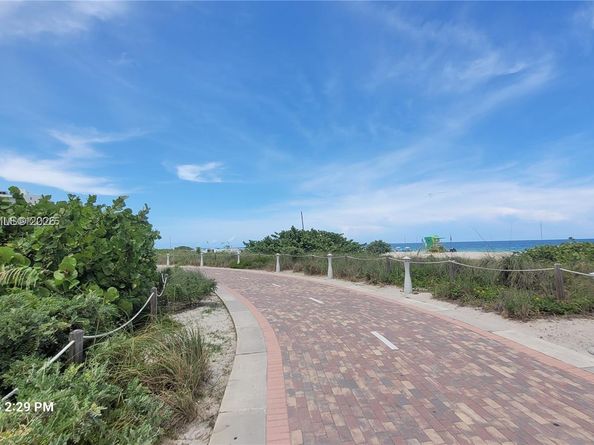 335 Ocean Dr 215, Miami Beach FL 33139