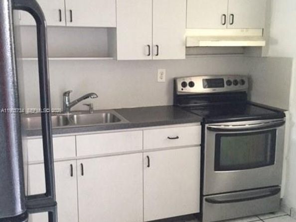 1855 W 60th St 423C, Hialeah FL 33012