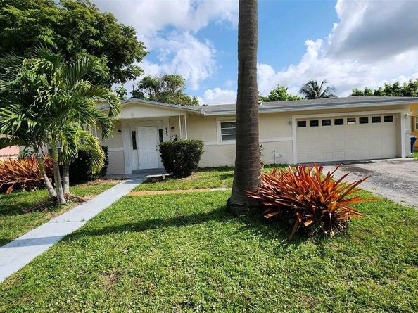 6221 NW 17th St, Sunrise FL 33313