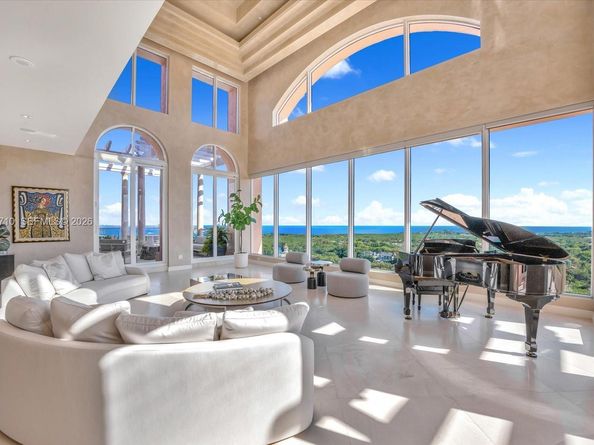 60 Edgewater Dr TSA, Coral Gables FL 33133