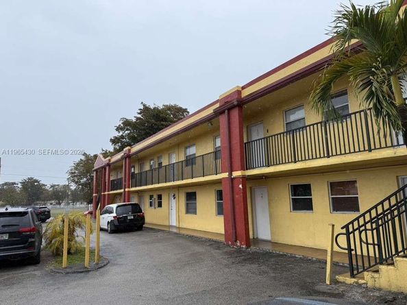 2721 NW 23rd Ct 4, Miami FL 33142