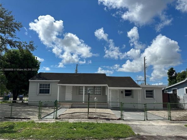 3500 NW 12th St, Miami FL 33125