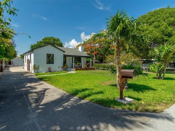 246 NE 13th St, Delray Beach FL 33444