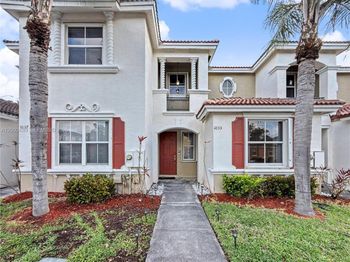 1033 NE 42nd Pl